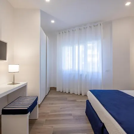 Solymar Due Apartment *